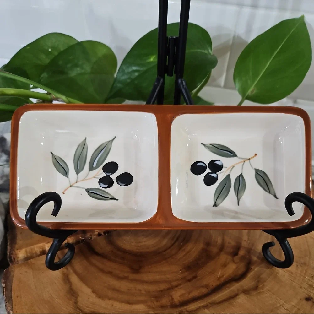 Inspirado Stonelite Clay Ceramic Two Section Olive Serving Dish